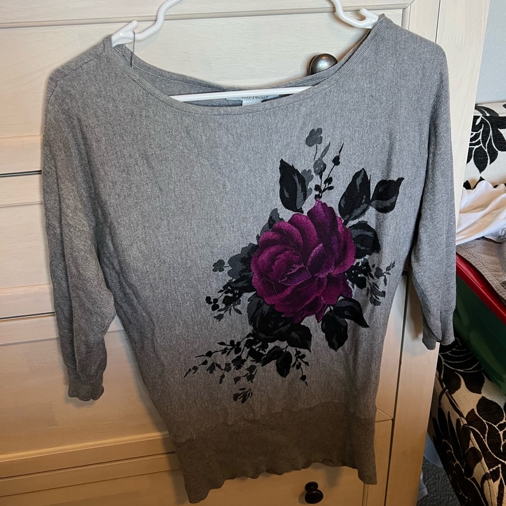 White House black market scoop neck rose sweater.